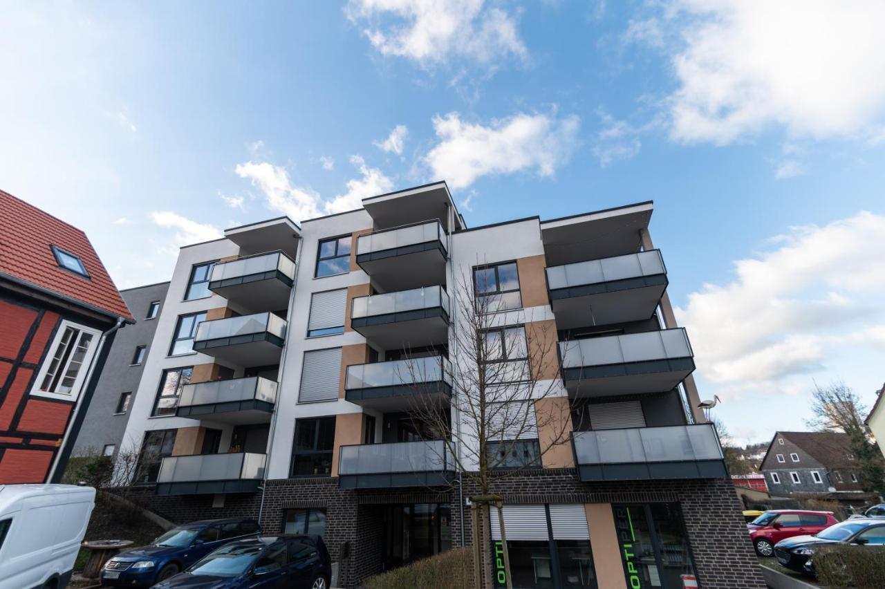 Dwellstay - Modernes Apartment I 55Qm I 2 Zimmer I Kueche I Bad I Terrasse I Tv I Wlan Bad Hersfeld Exterior photo